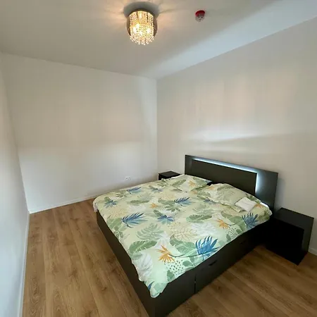 Apartment Lovely 2 Bedroom Near Centre Bratislava Brenner