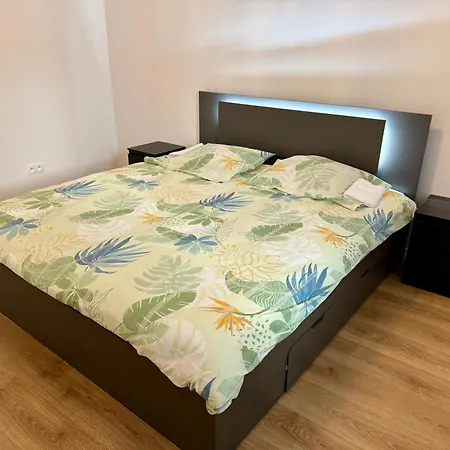 Apartment Lovely 2 Bedroom Near Centre Bratislava