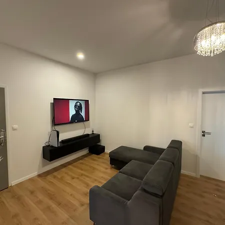 Lovely 2 Bedroom Near Centre Bratislava * Brenner